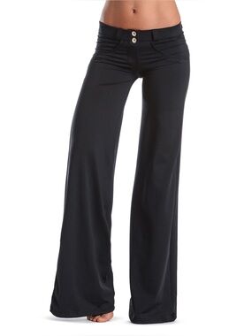 Freddy WR.UP® Wide Flare Black Pants Size Small Flawed Hem